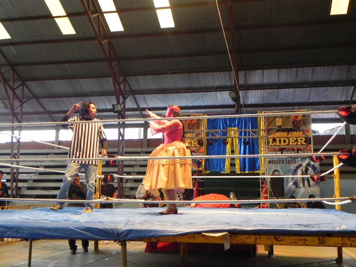 Cholita Wrestling Match