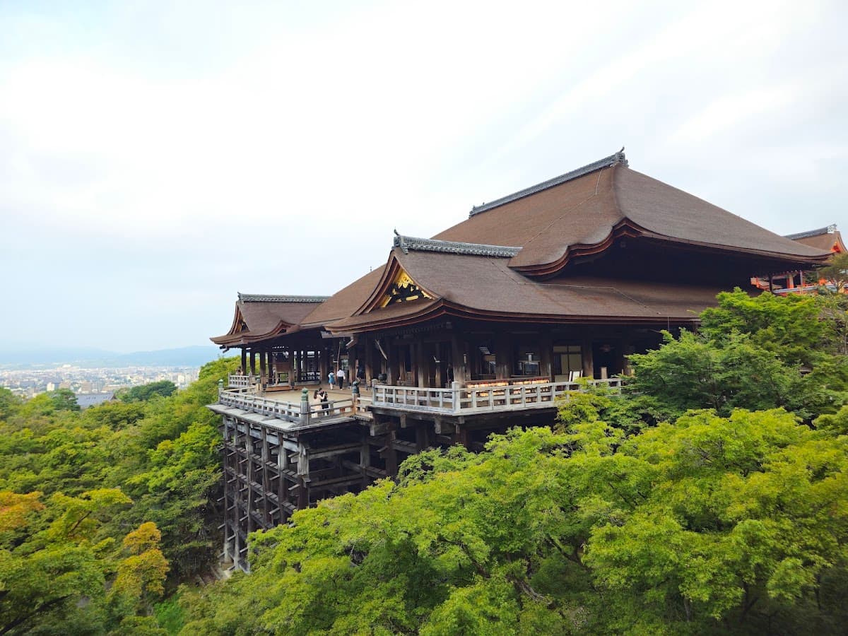 Kiyomizu-dera Temple VIP Tour