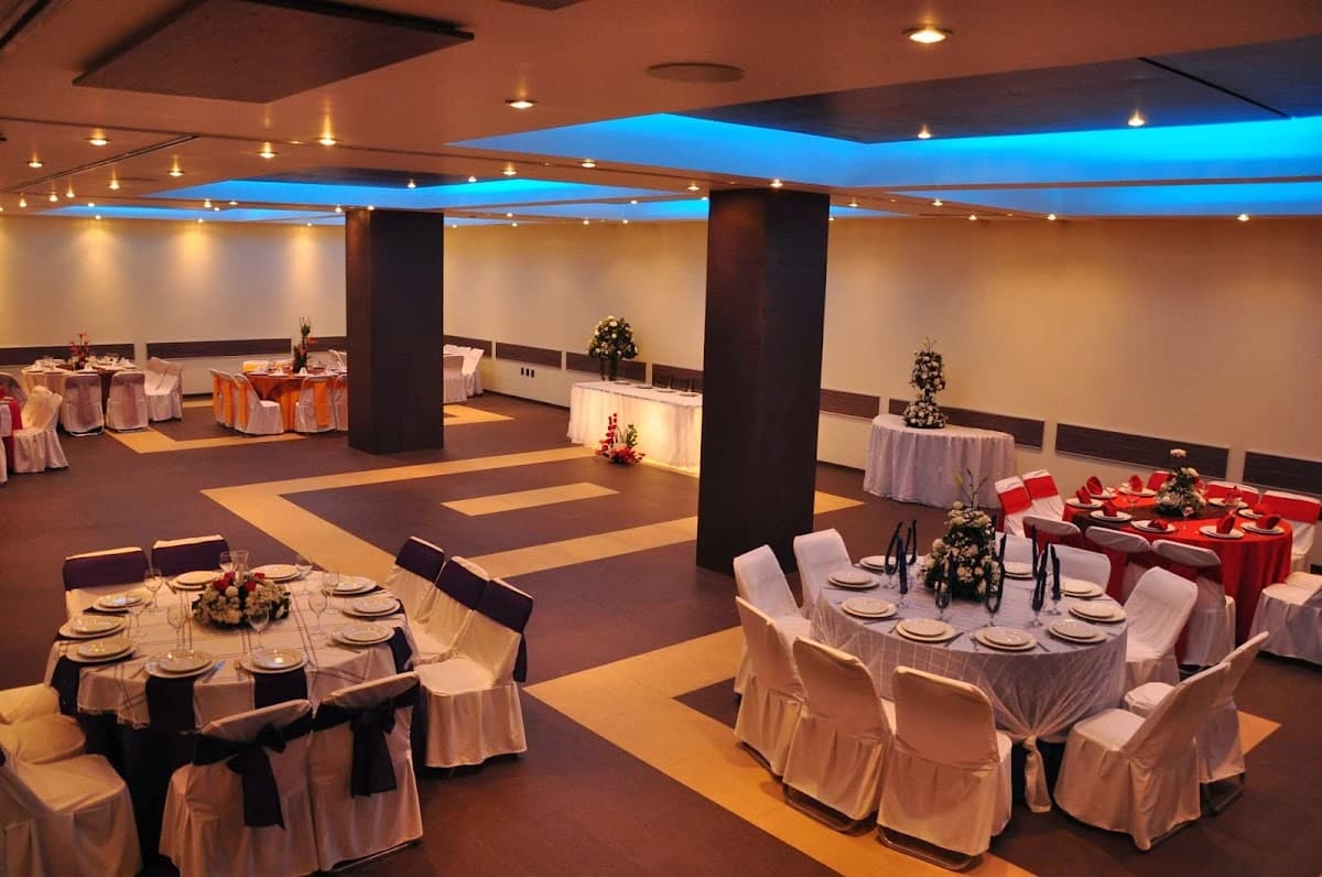 La Antigua Bodega Los Apaches