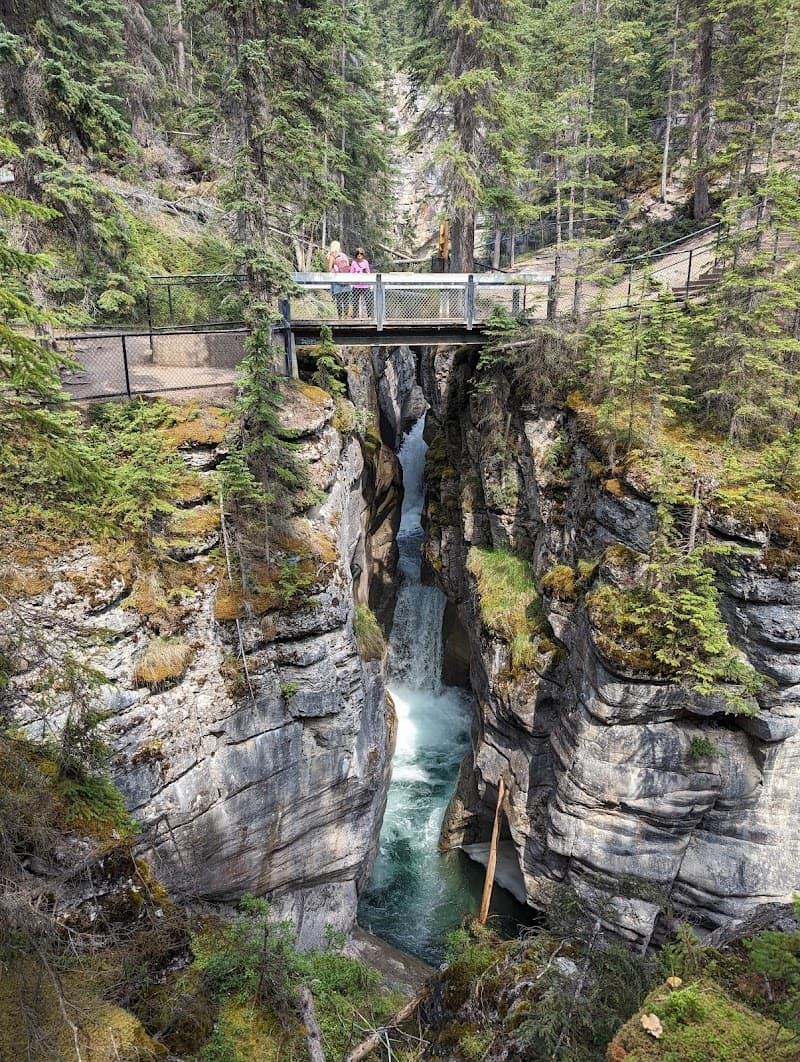 Maligne Canyon