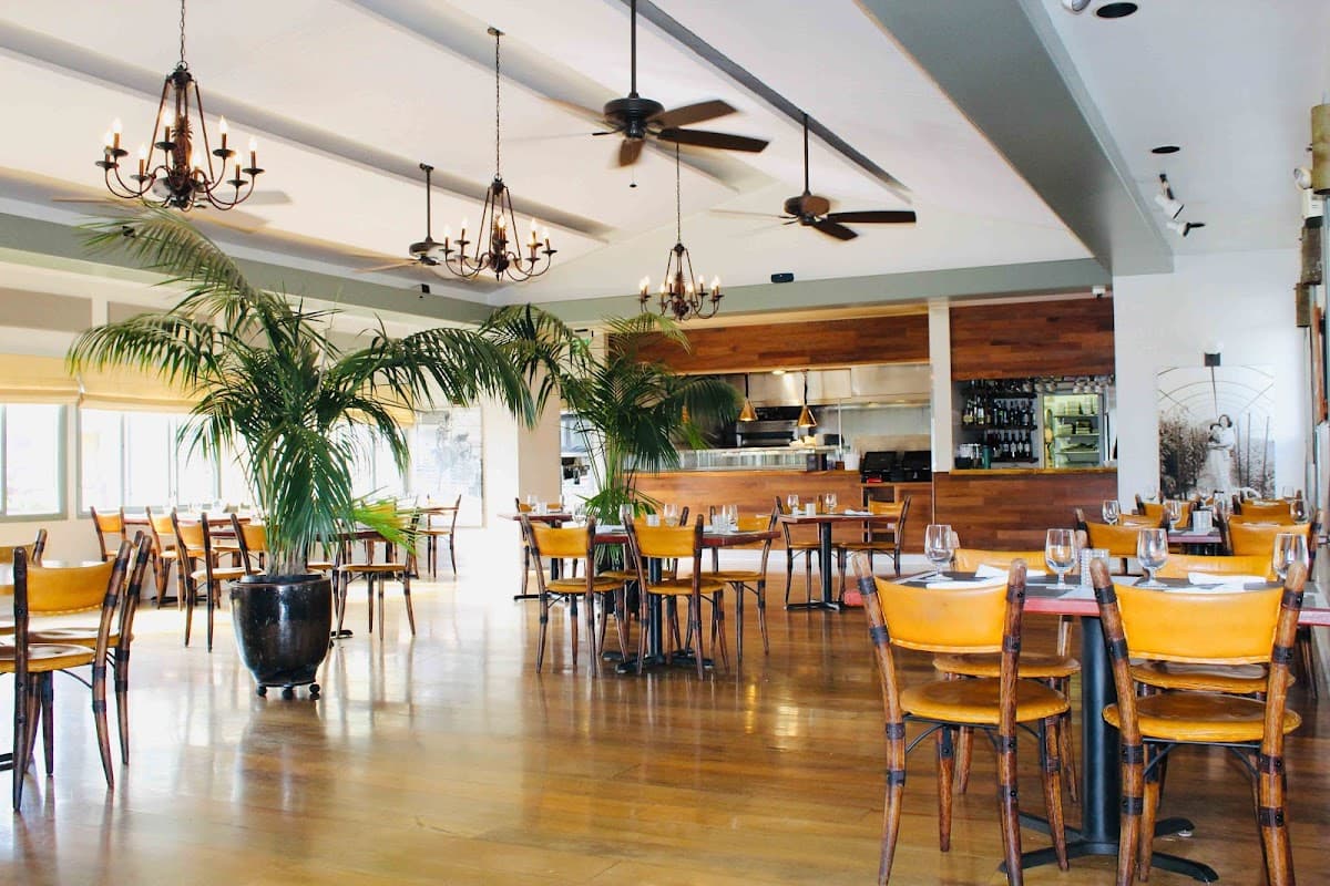 Lavish Lovers’ Escape in Kailua-Kona