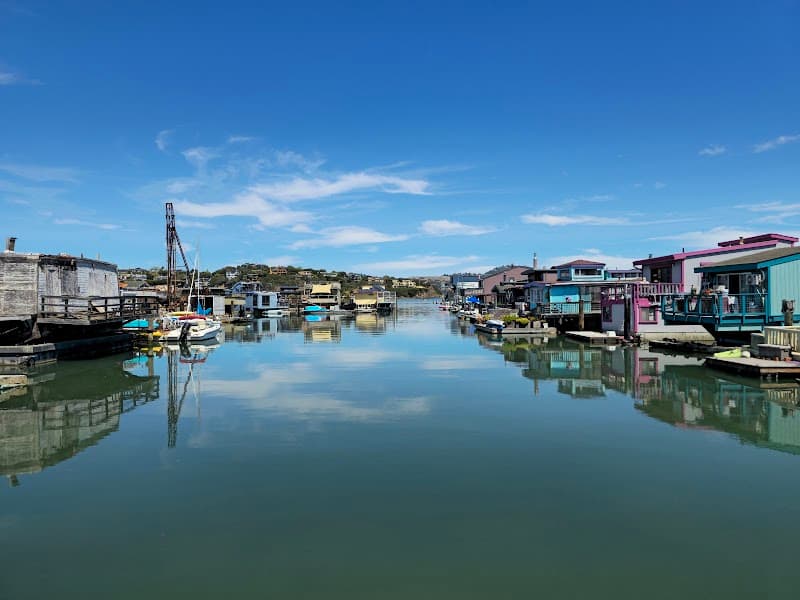 Sausalito Houseboats (short drive)
