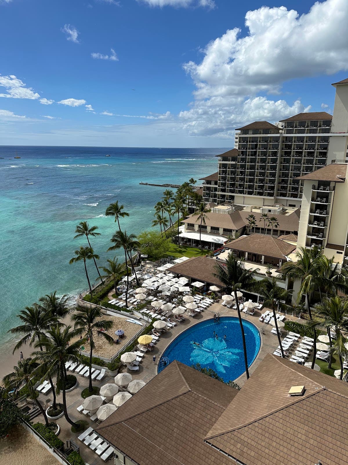 Sheraton Waikiki Restaurants