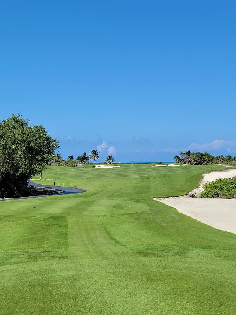 Luxury Golf Escape at Cancún Country Club