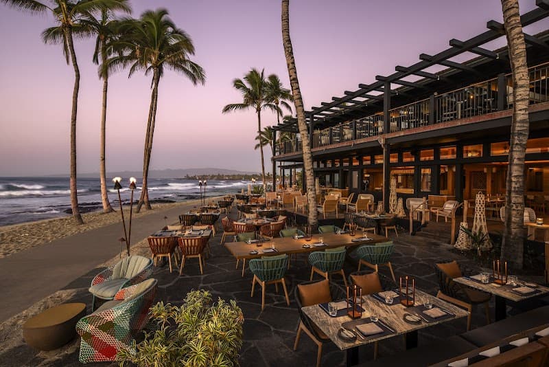 Luxury Family Paradise: 7-Day Kailua-Kona Extravaganza