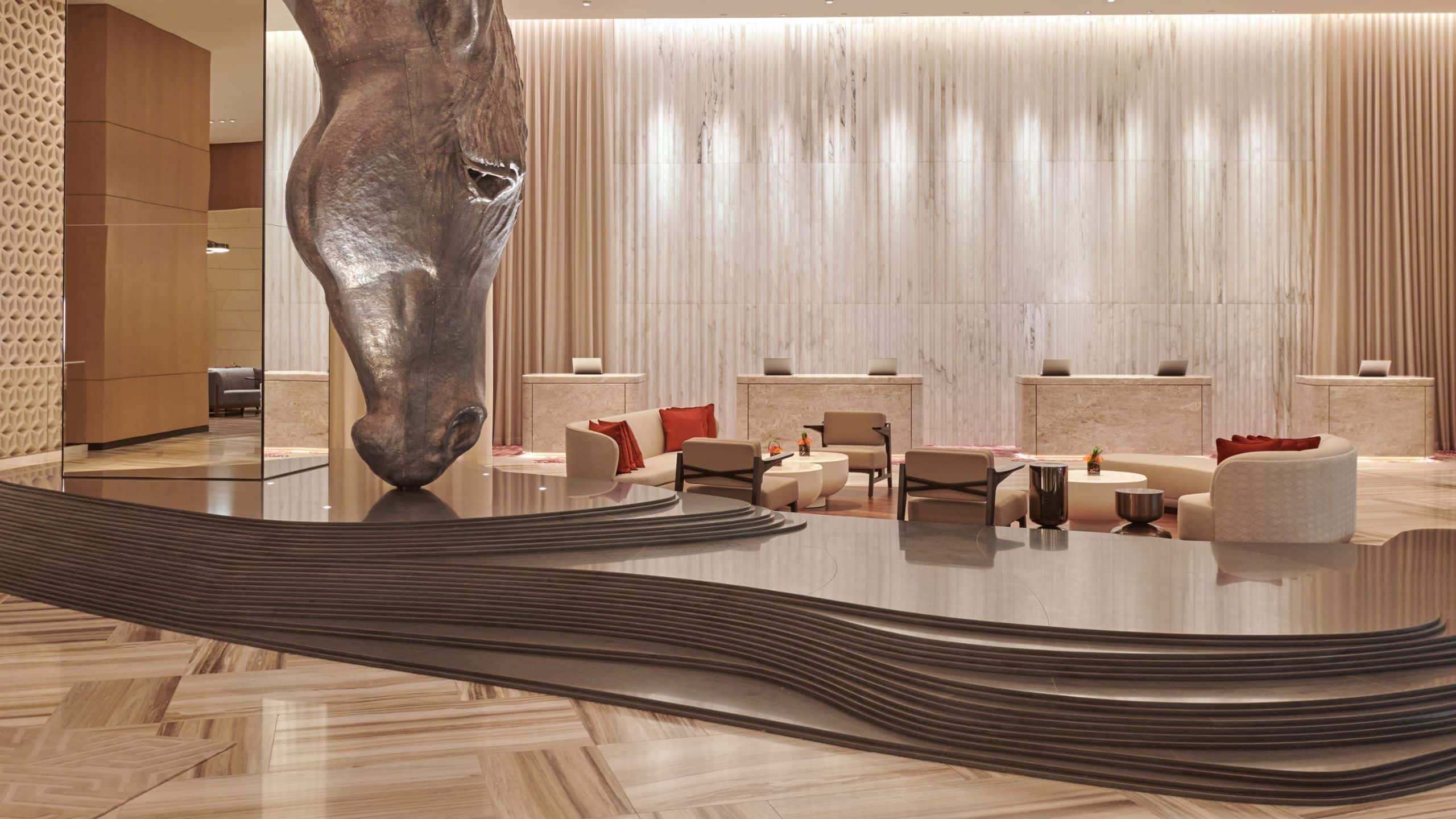 Grand King with Club Access