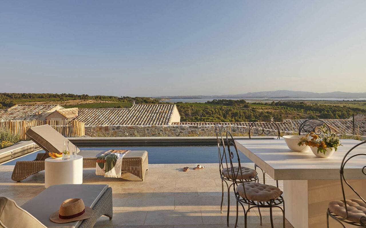 La Cave Villa
