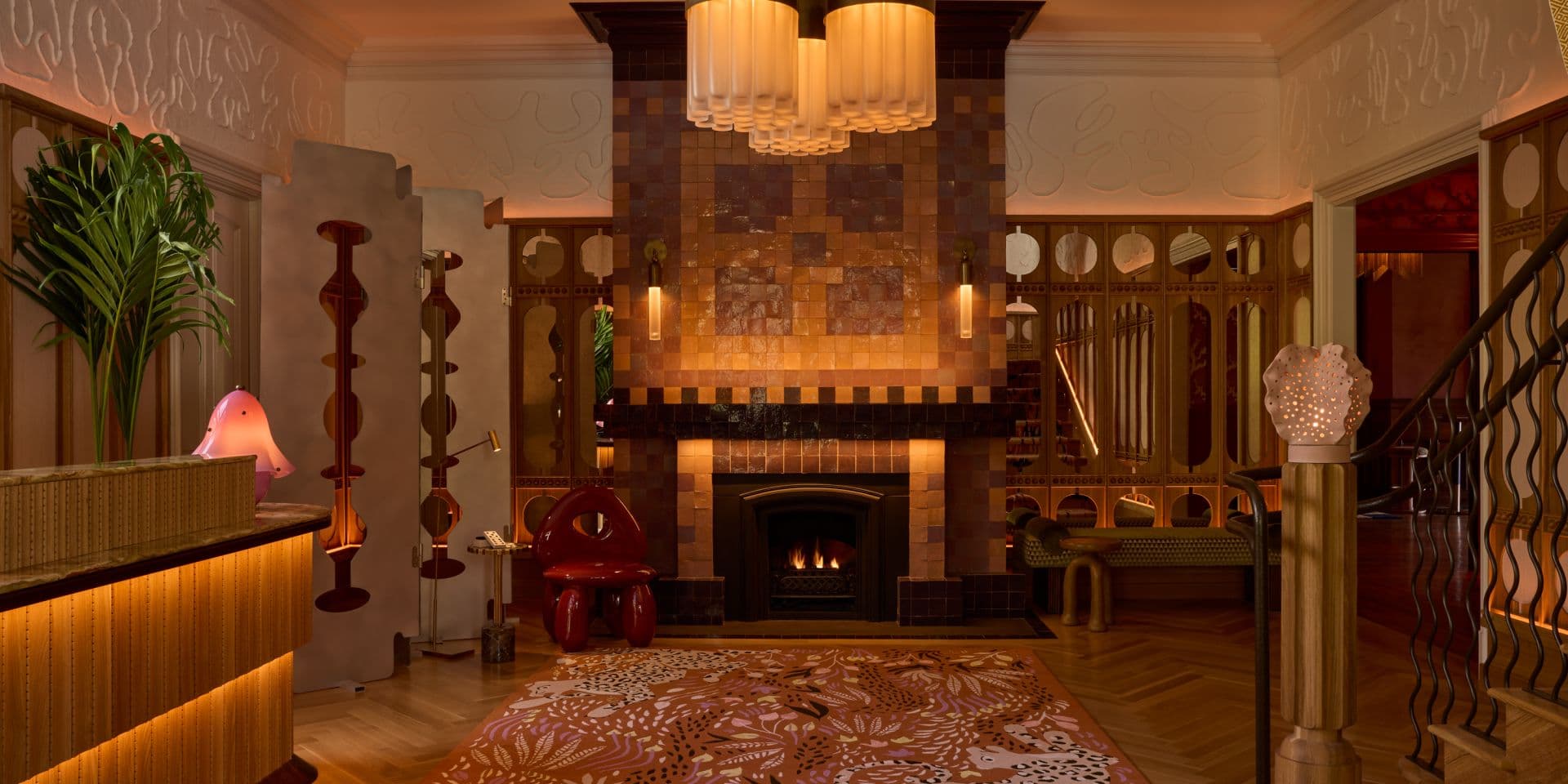 Signature Rooms (Regency, Louis XVI, Renaissance, English Tudor)