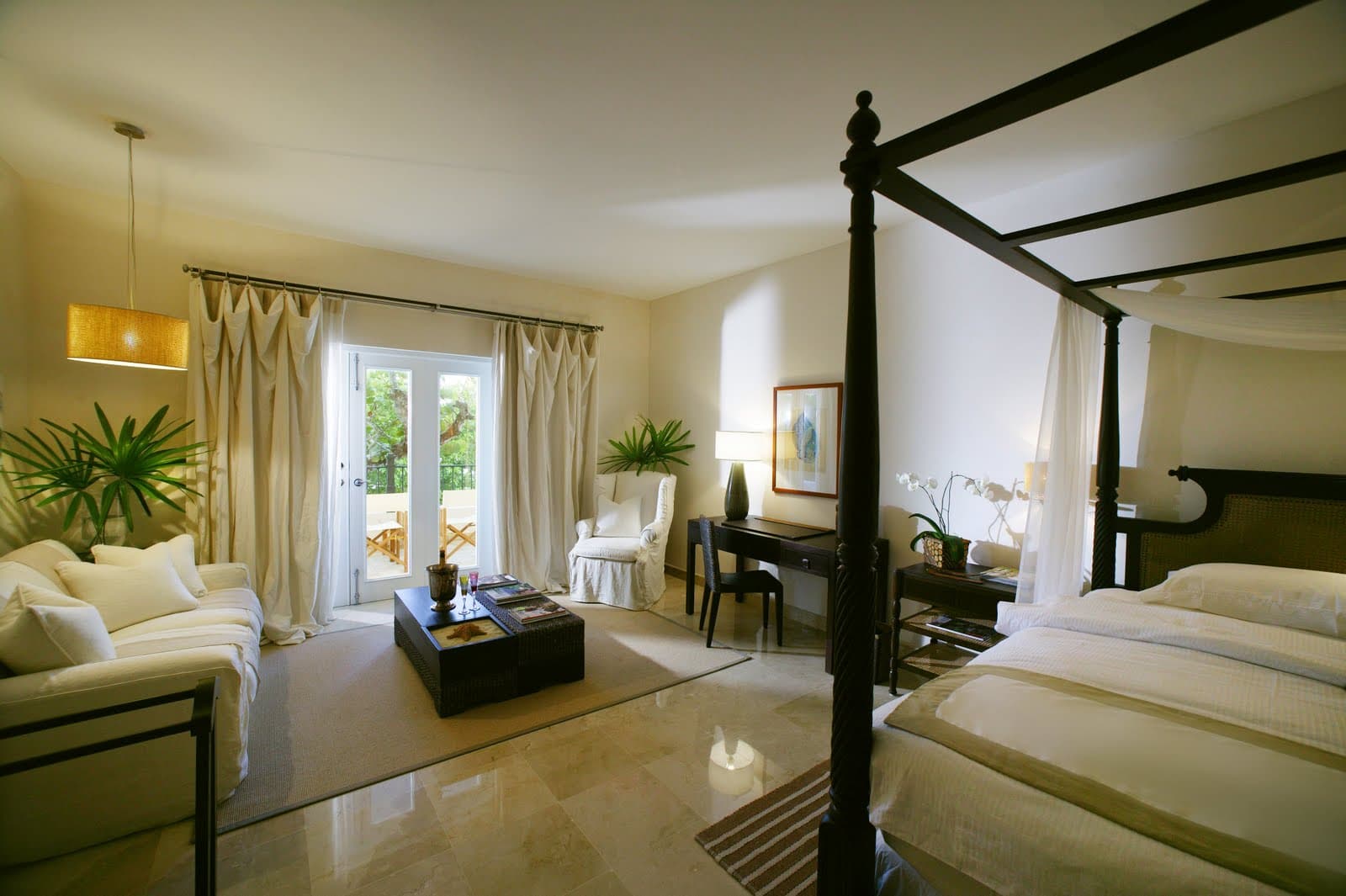 Junior Suite Lanai Ocean Front