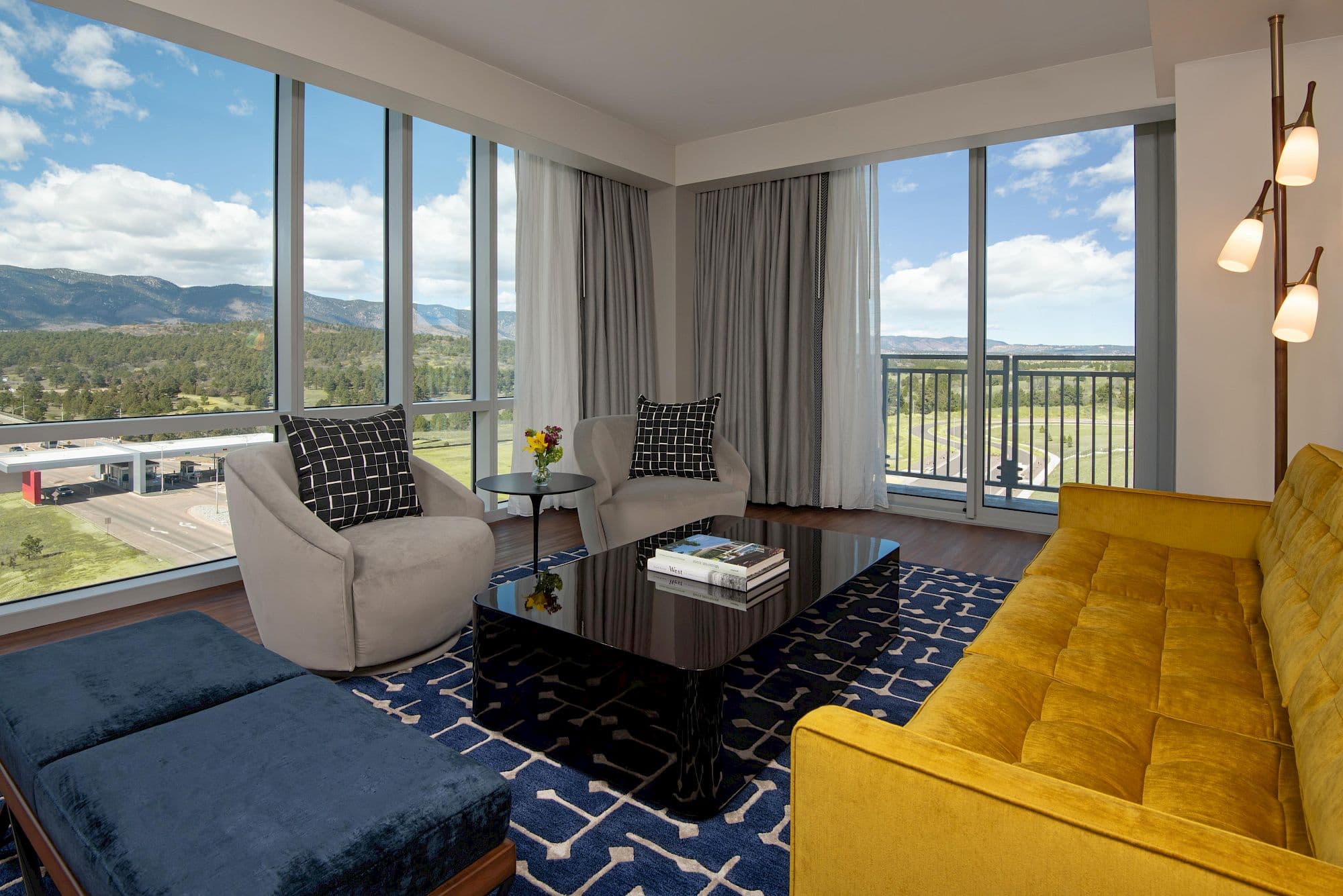 Polaris Club Level Room