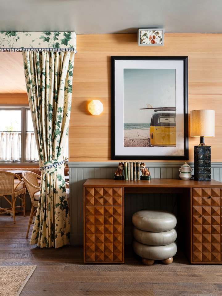 The LPP Suite Fireplace with Sleeper