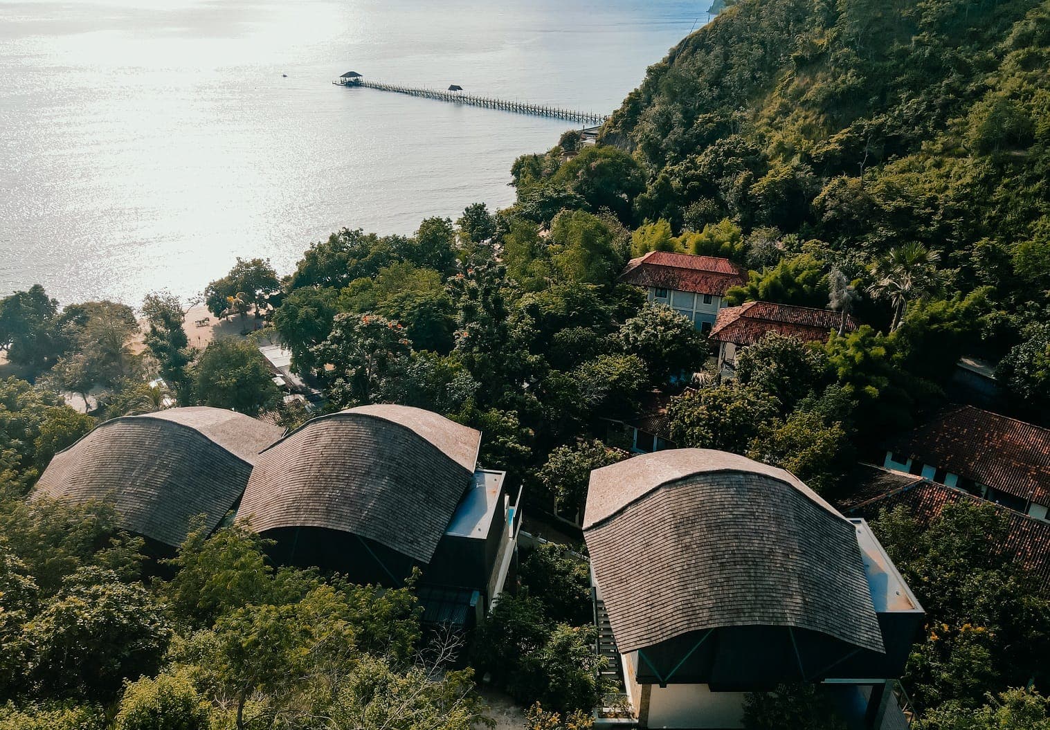 Deluxe Beachfront Residence