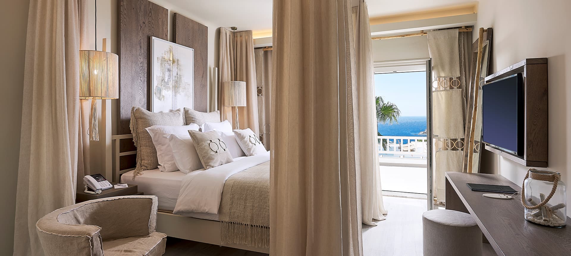 Exclusive Suite with Private Pool