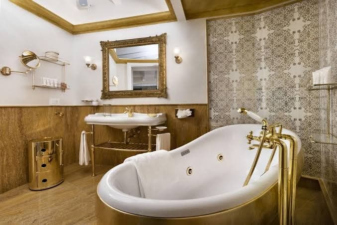 Premium Suite