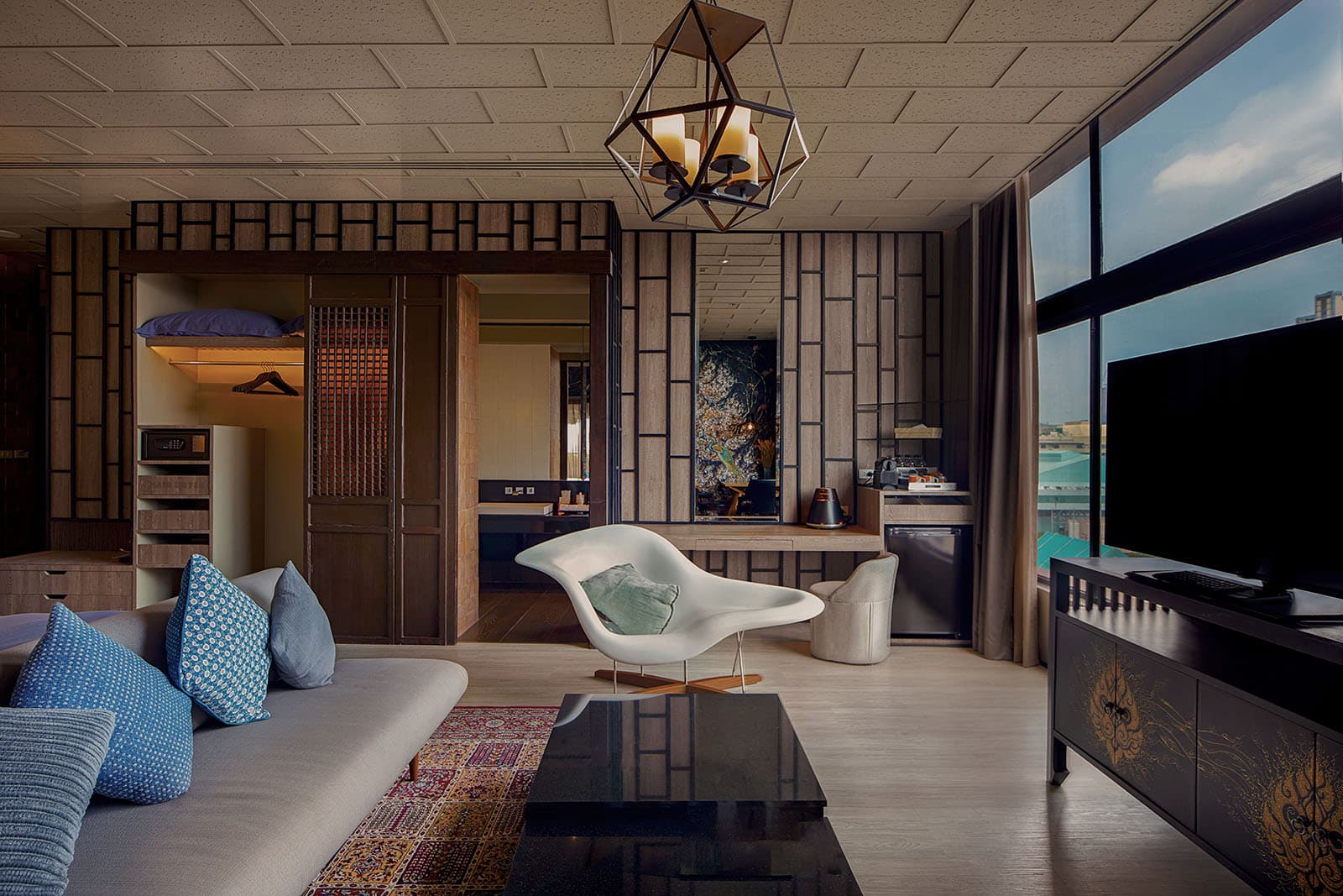 Executive Suite