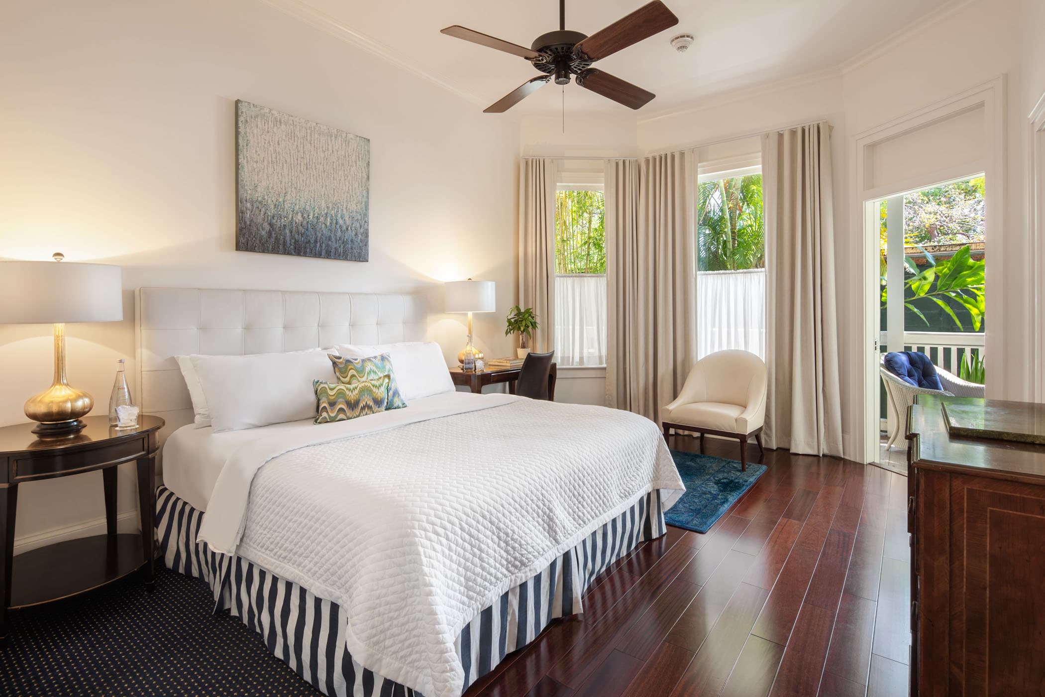 414 Balcony Deluxe Guestroom