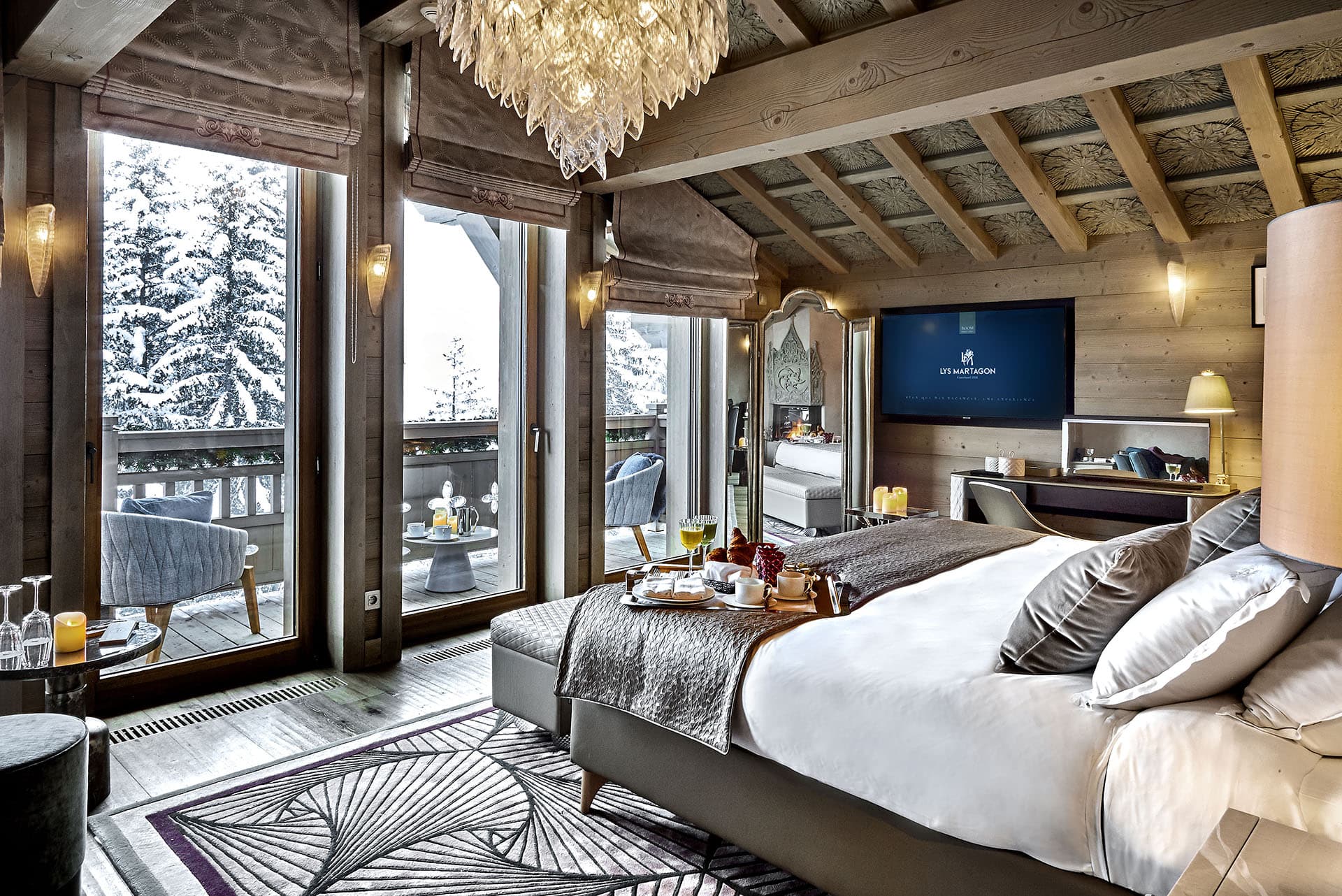 Deluxe Room 2