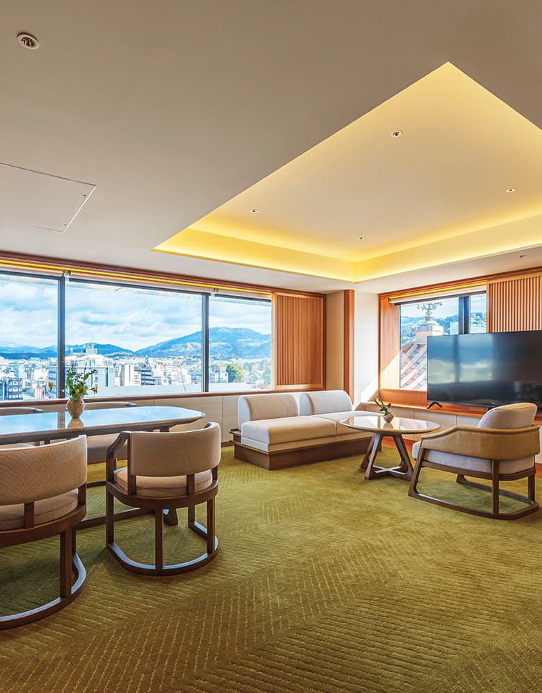 Grand Premier Room