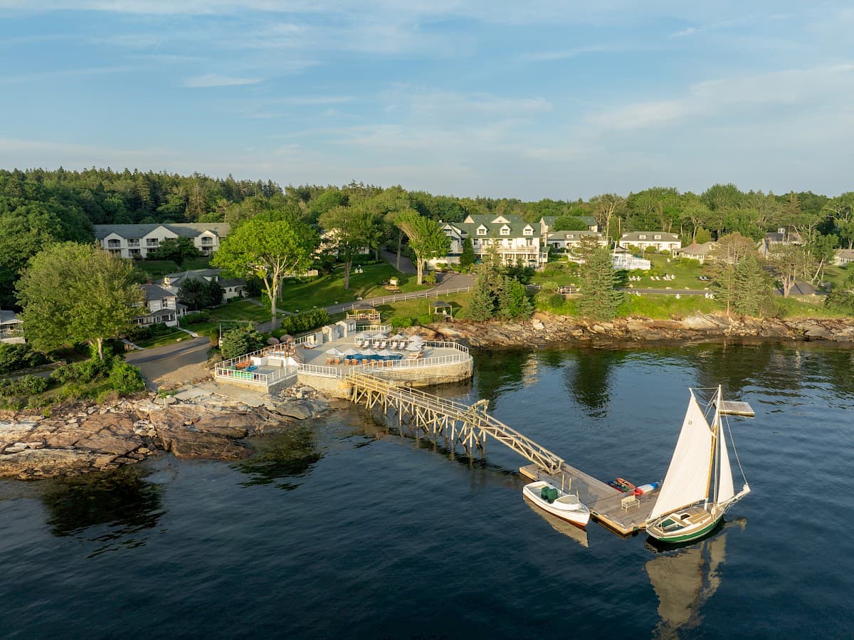 Spruce Point Inn Resort and Spa
