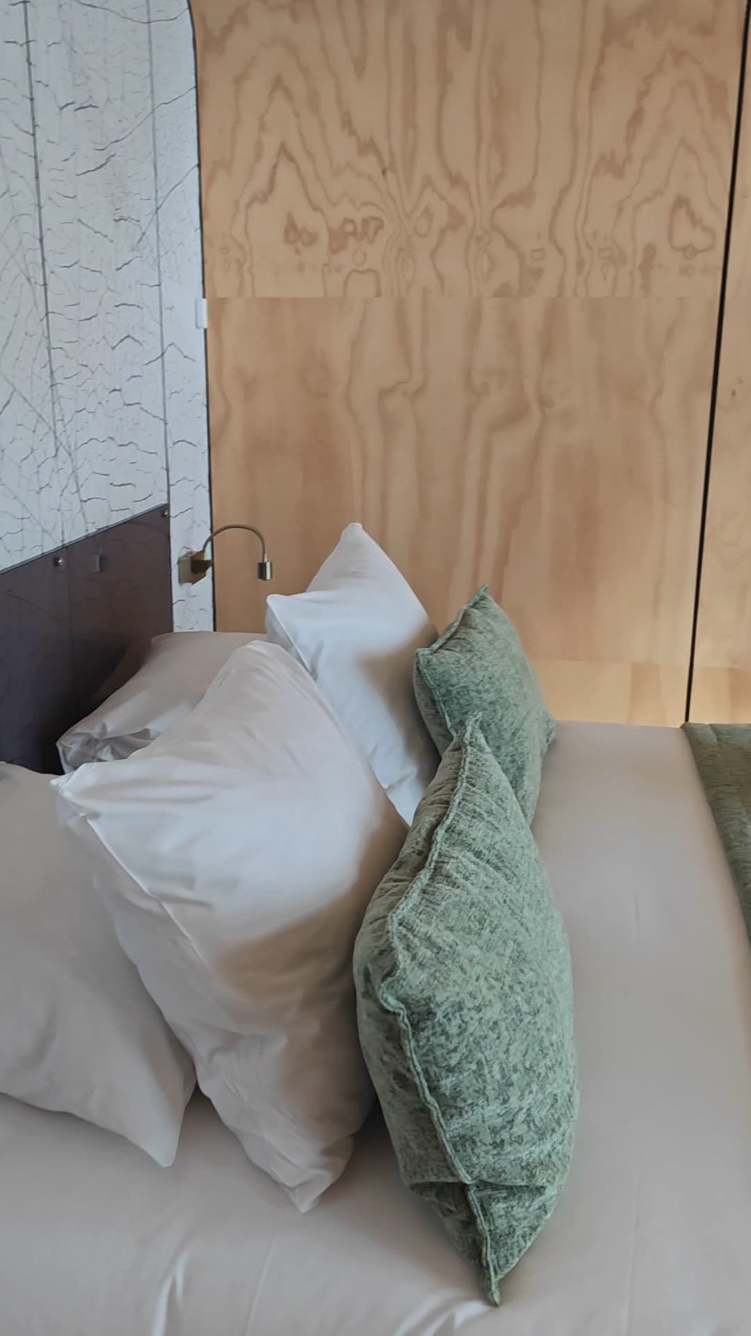 Waterside Double Lodge