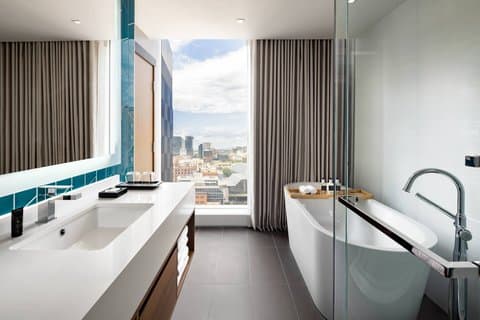 Héro Suite