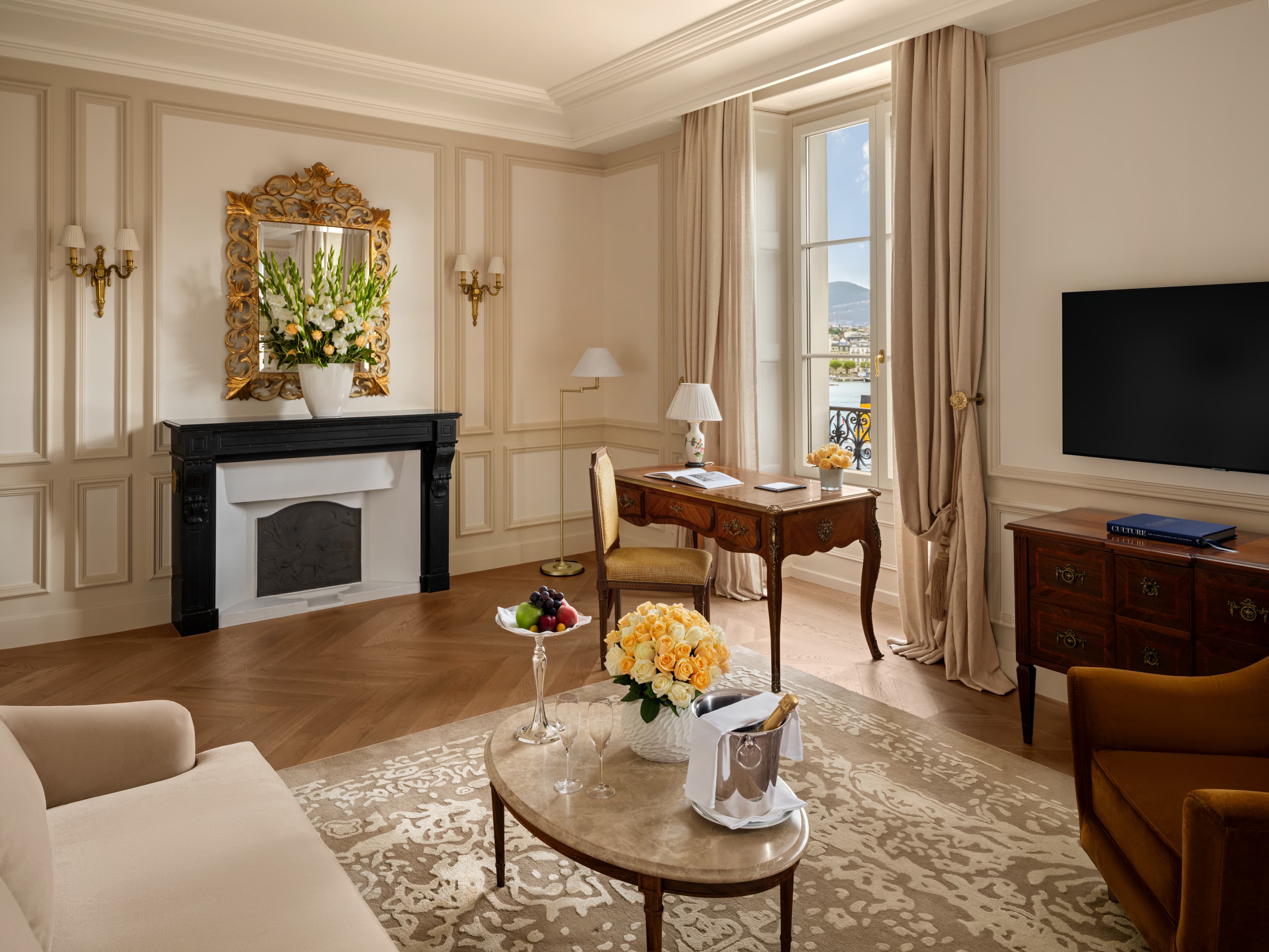 Junior Suite Lake View