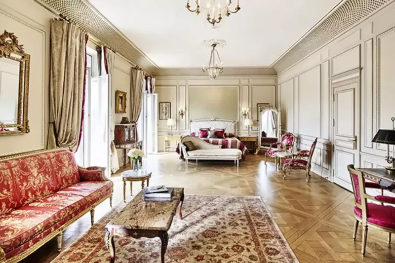 Deluxe Suite