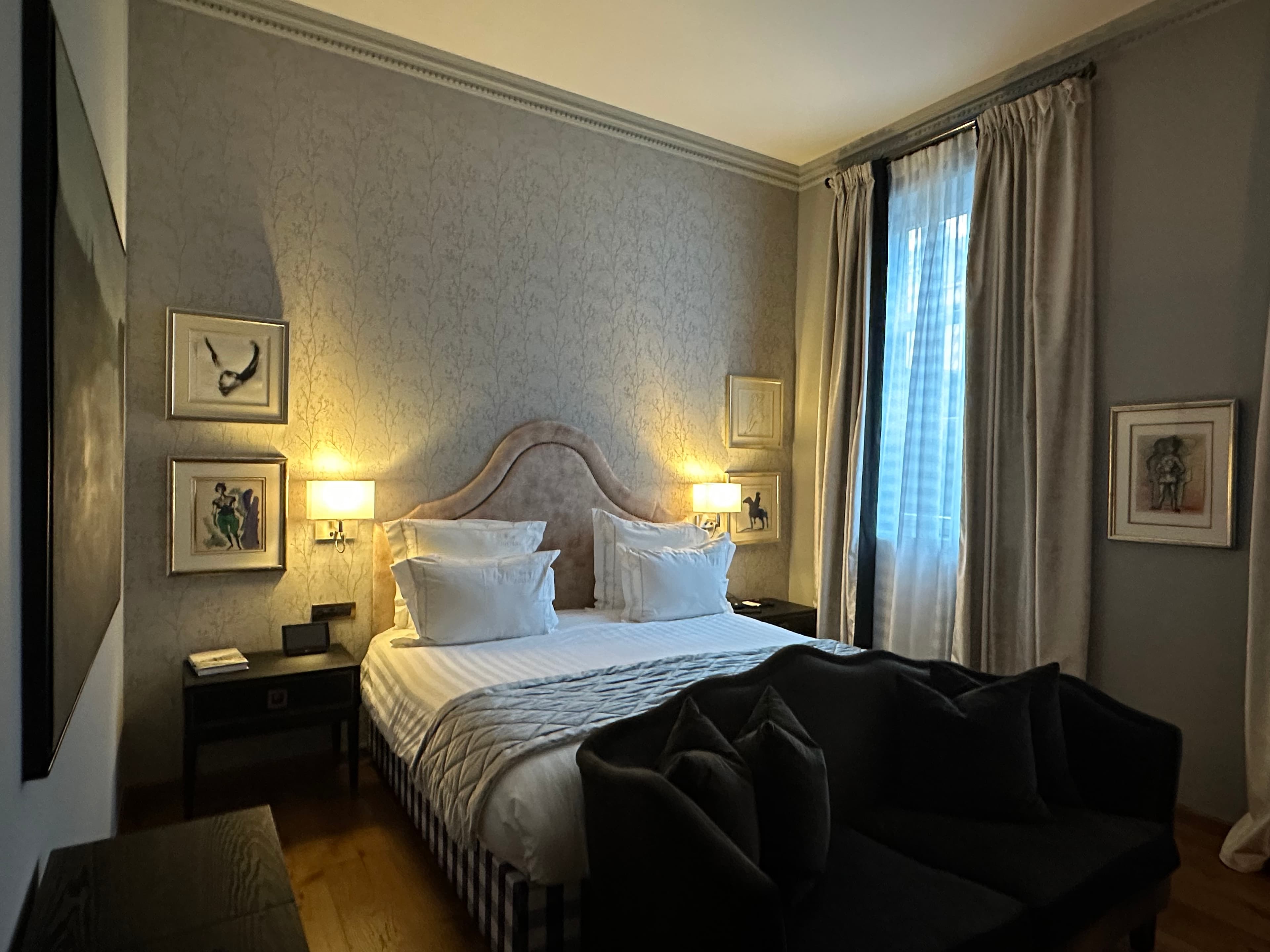 Premium Room