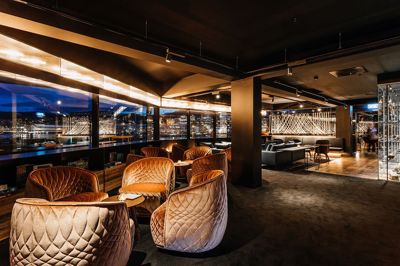 Premium Waterfront Suite