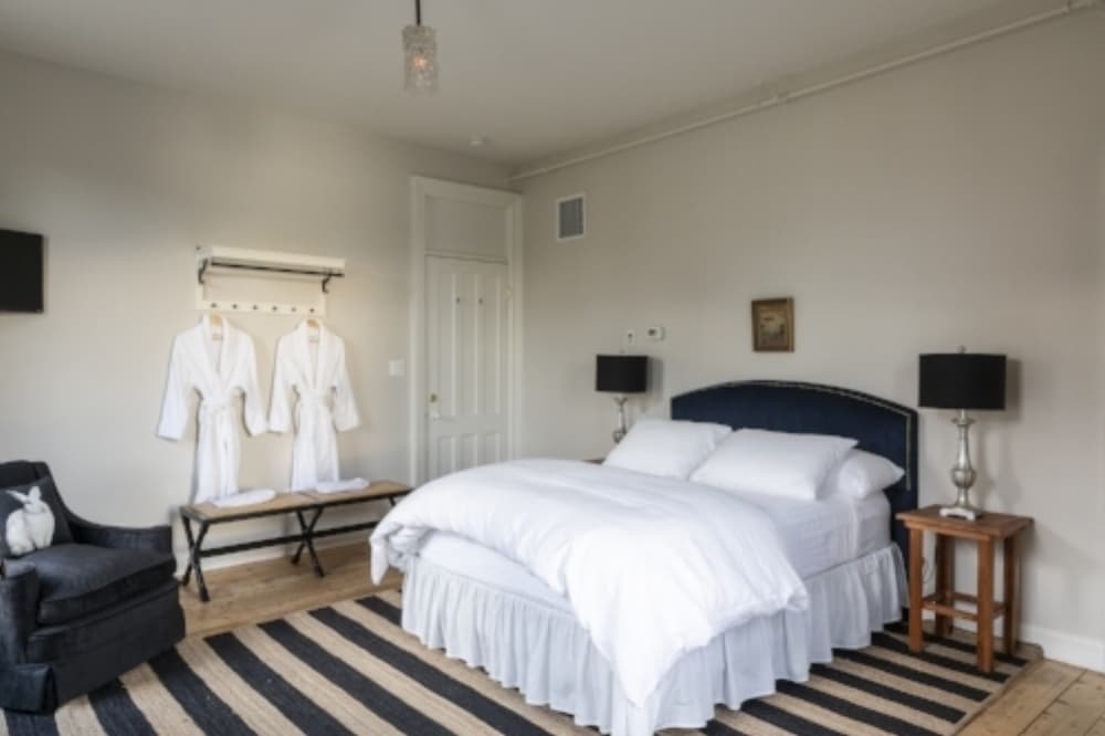 Room 1