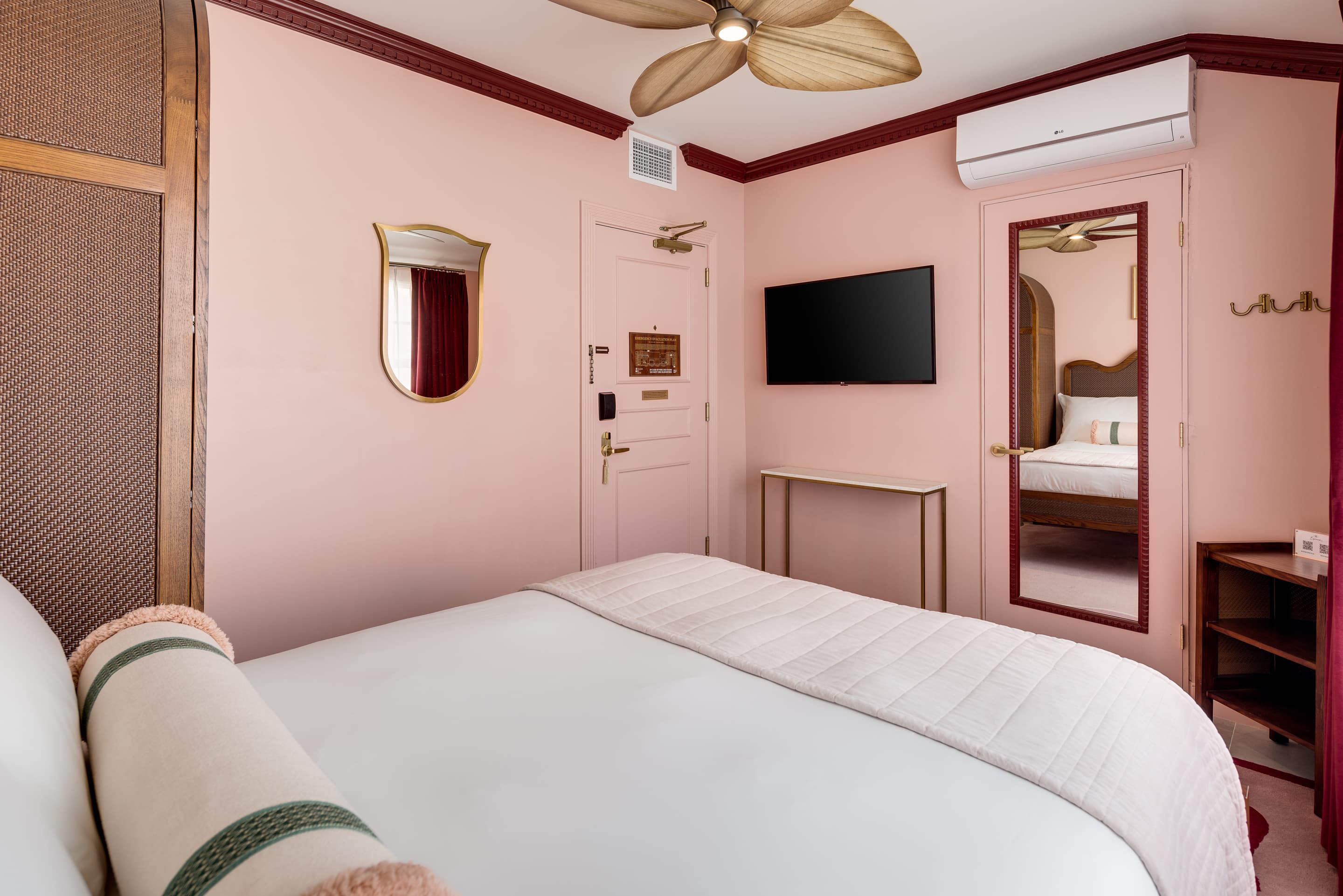 Capone Suite