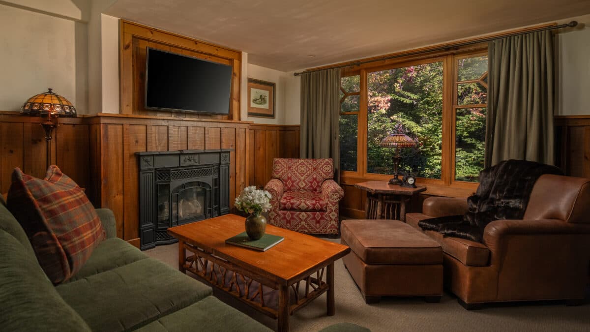 One Bedroom Clubhouse Junior Suite