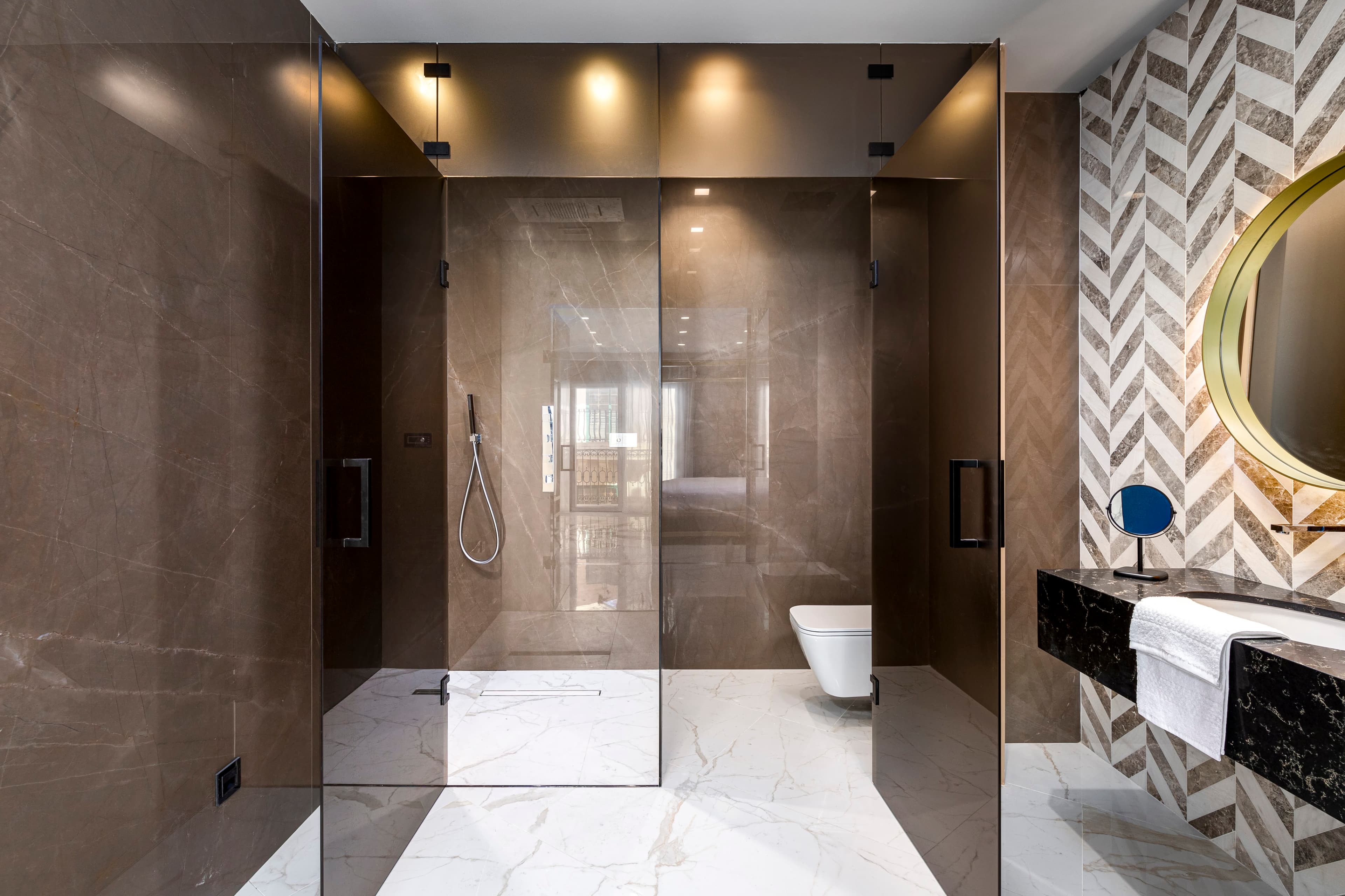 Interconnecting Suite