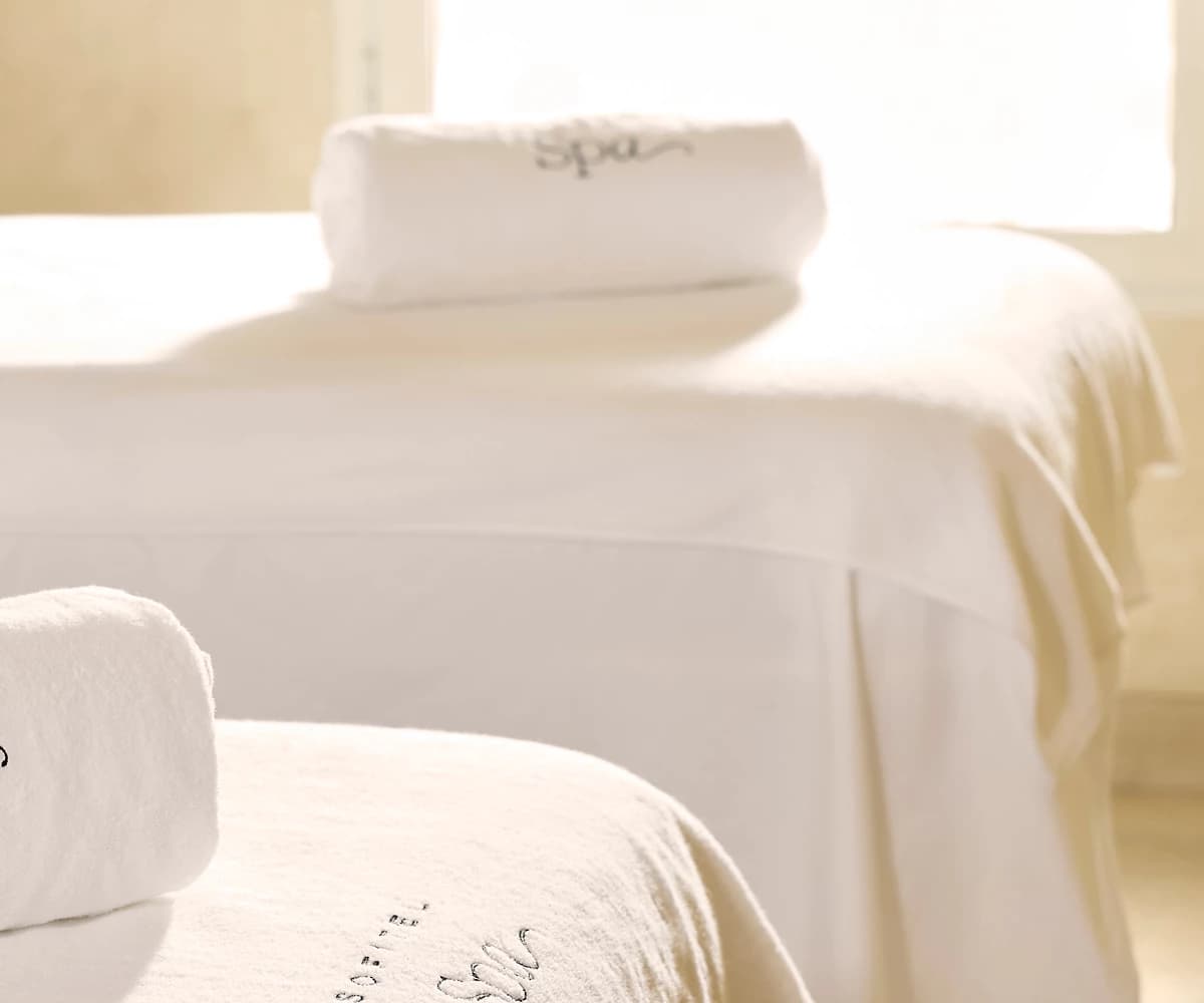 Deluxe Room with 2 Single Beds