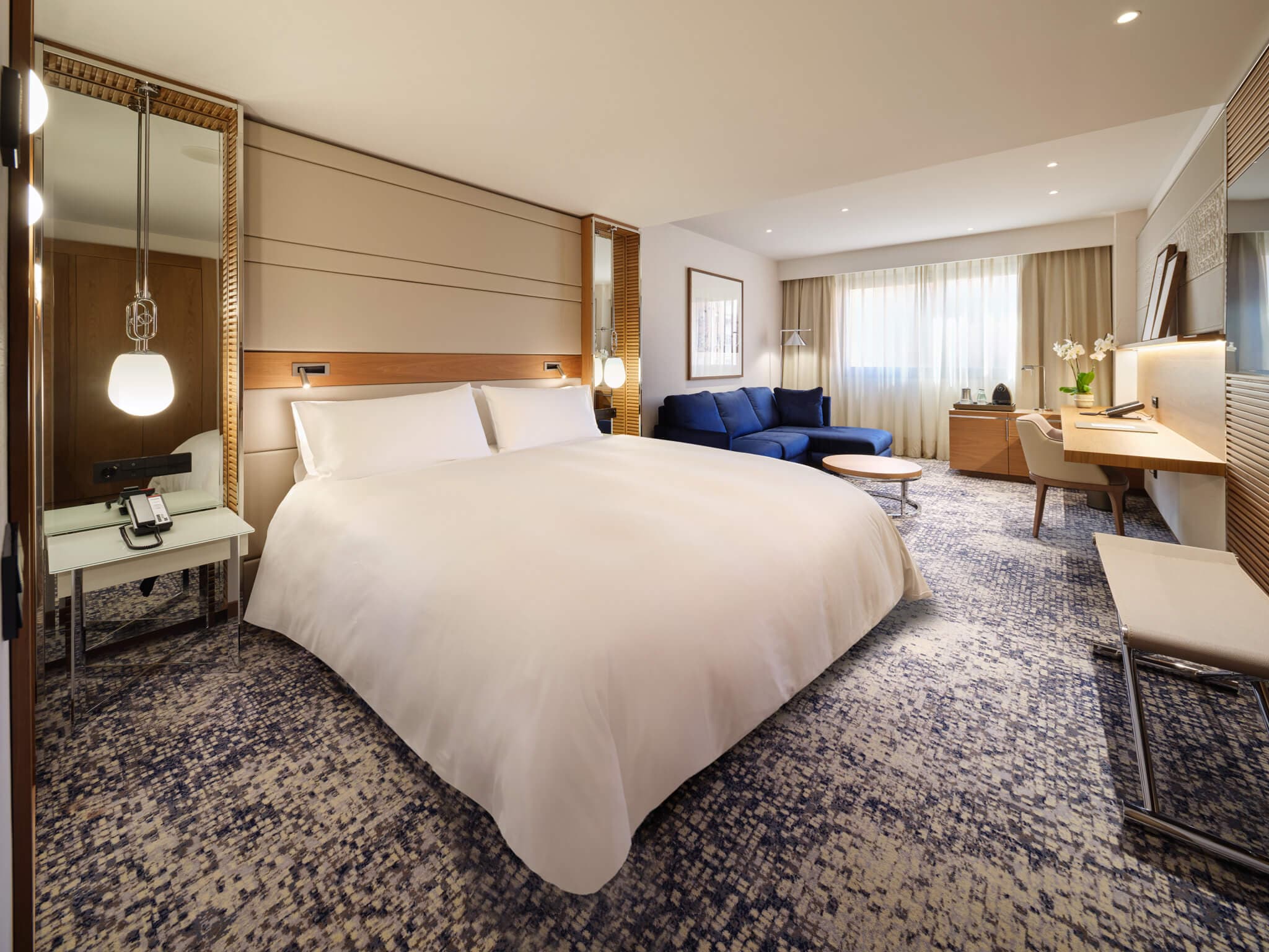 Balcony Suite