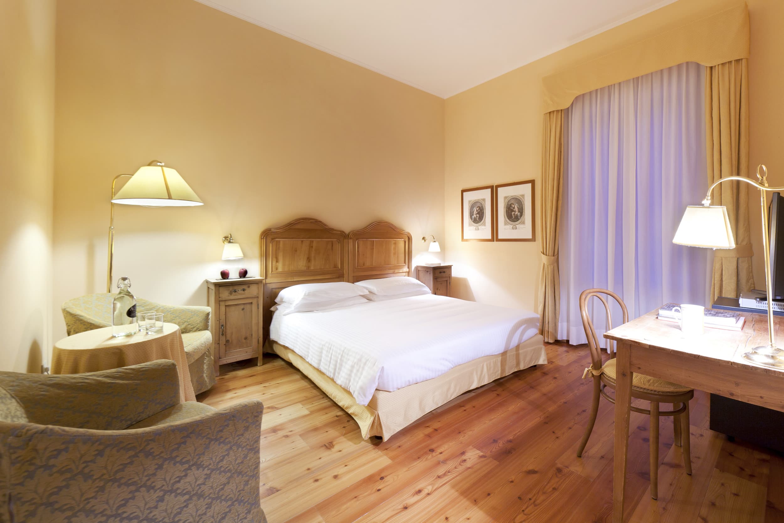 Junior Suite with Spa Access
