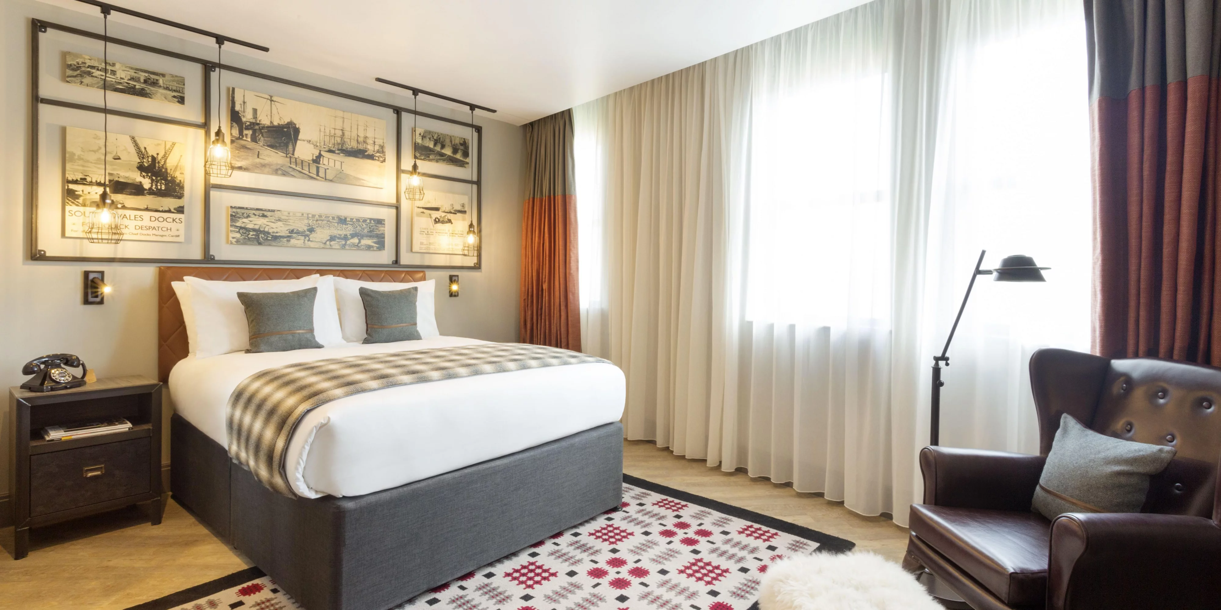 Boutique Suite – Music Room