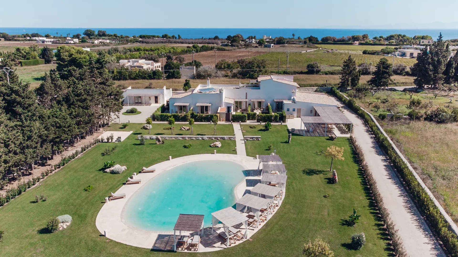 Deluxe Suite with Private Pool