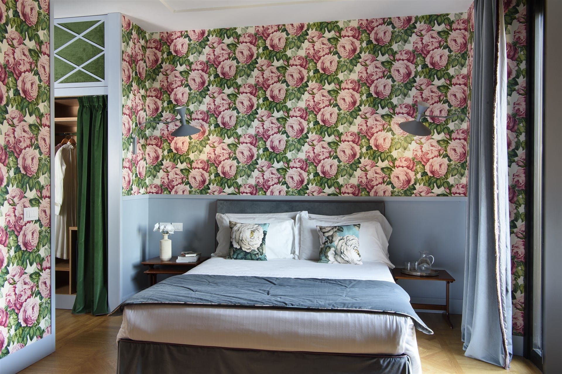 Lovelock Suite