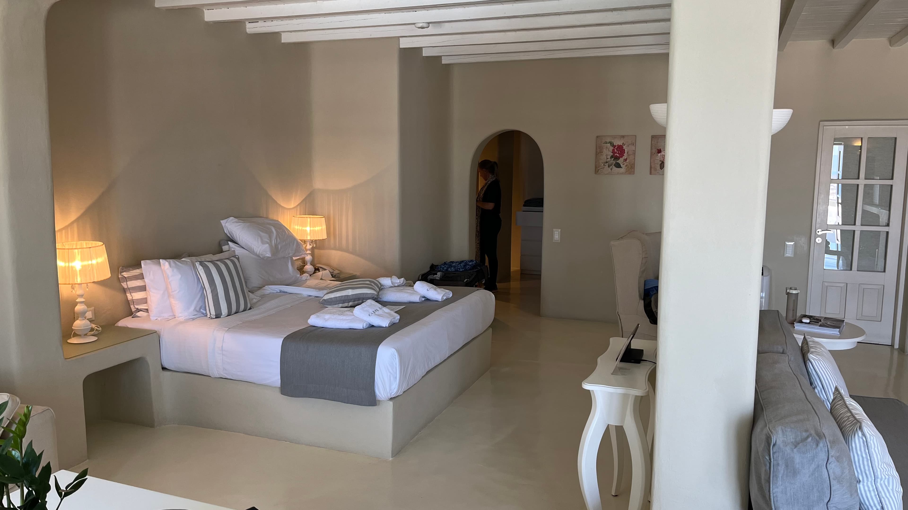 Junior Suite with Jetted Tub