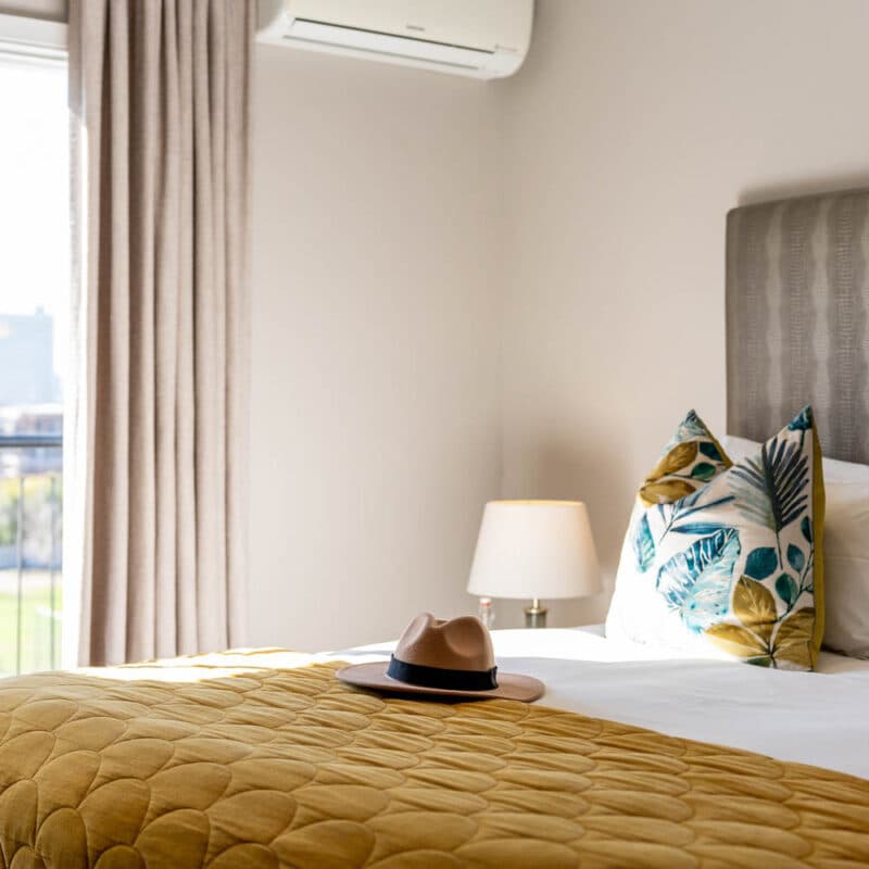Interleading Family Suite 1