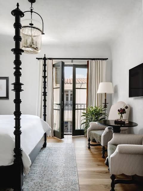 Mr. & Mrs. Perry's Suite (Combined)
