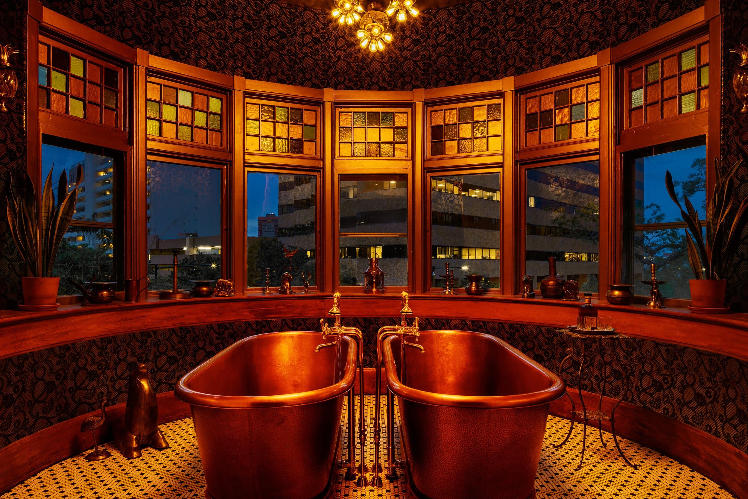 Grand Suites
