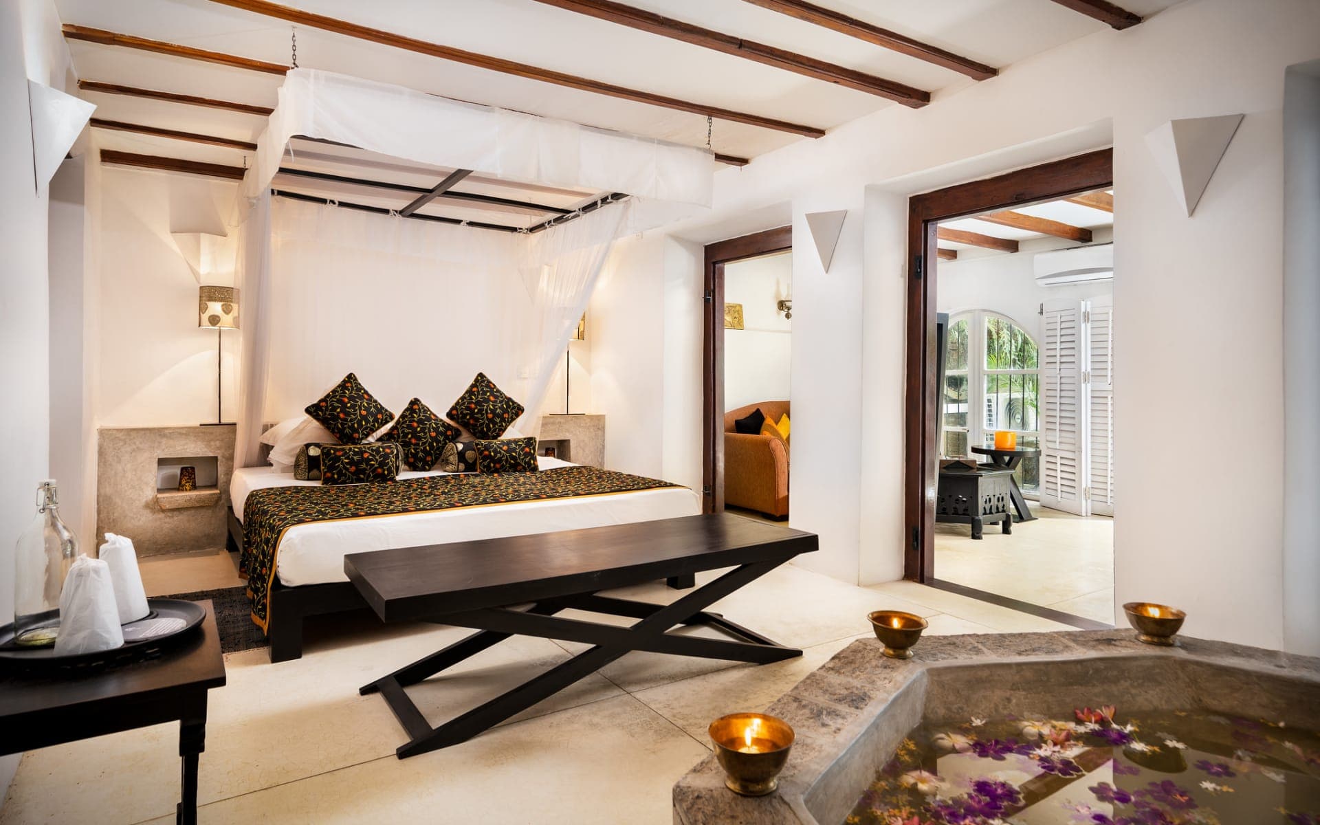 Deluxe Room – Monkey Puzzle