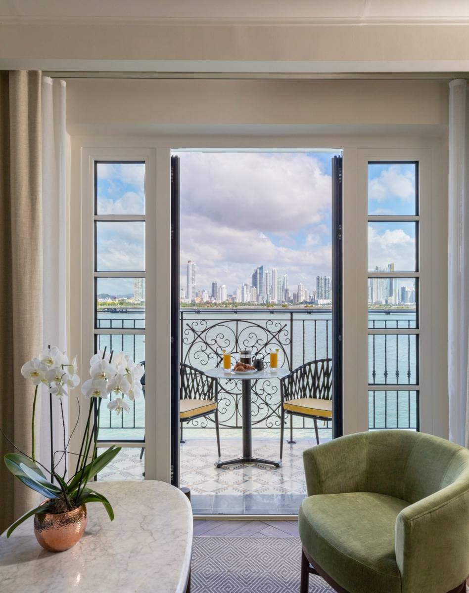 Imperial Suite Oceanfront, 1 King Bed