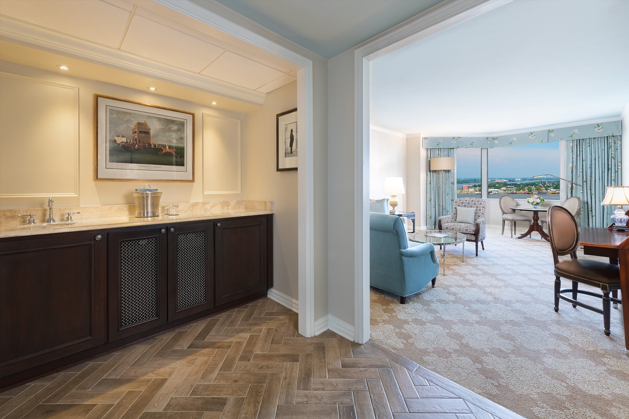 Deluxe Suite