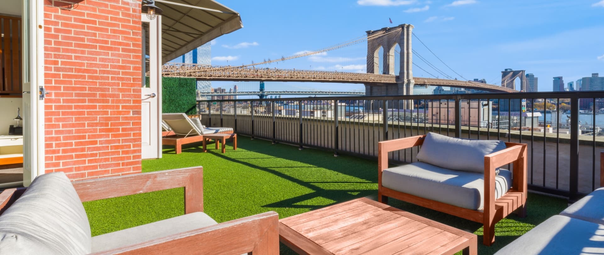 Brooklyn Bridge Grand Terrace Suite