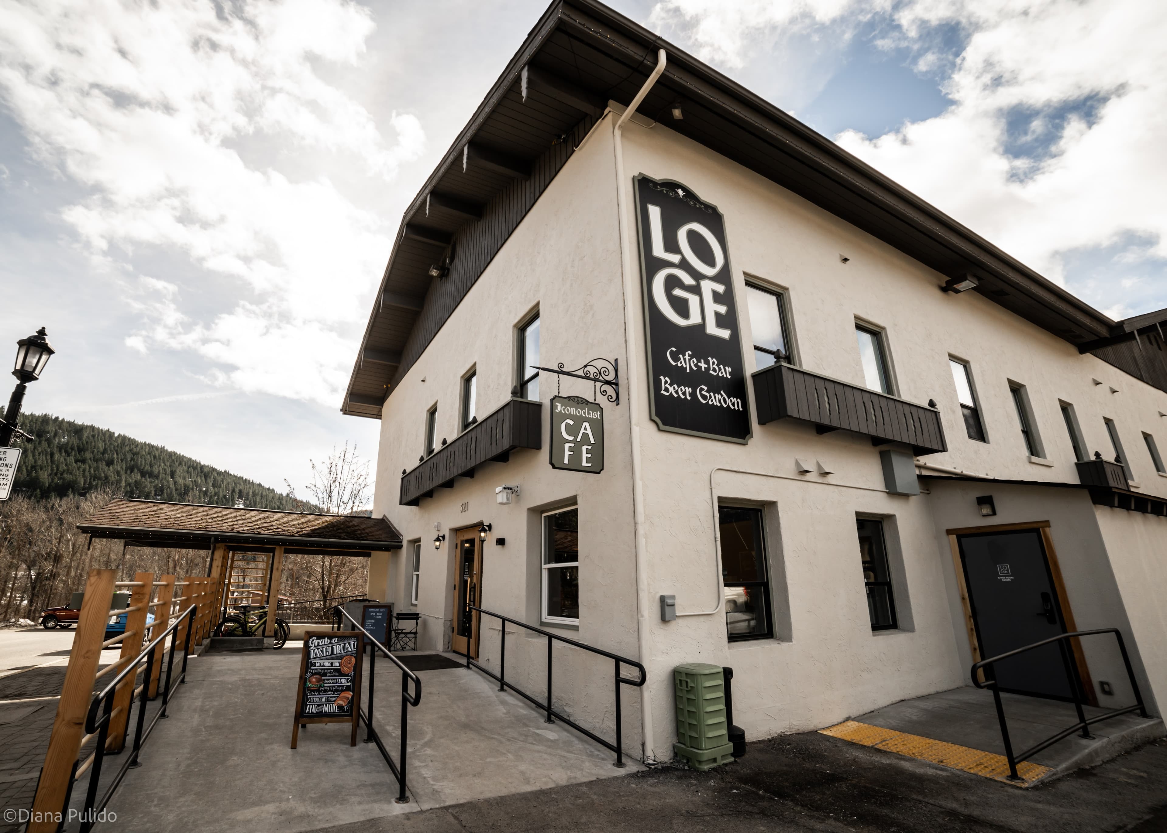 LOGE Leavenworth