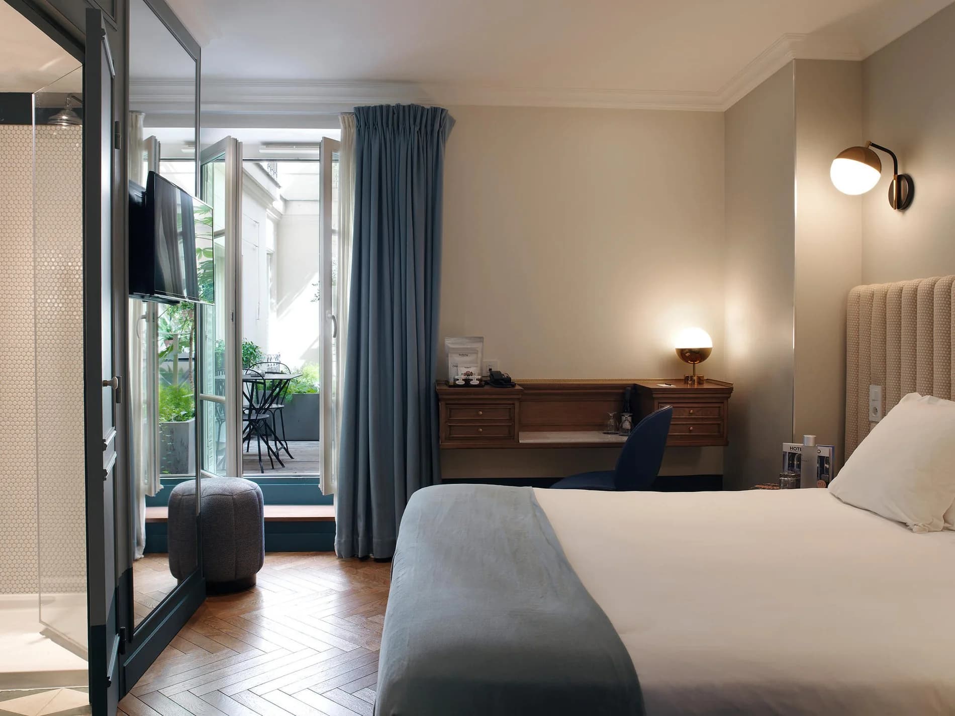 Executive Room
