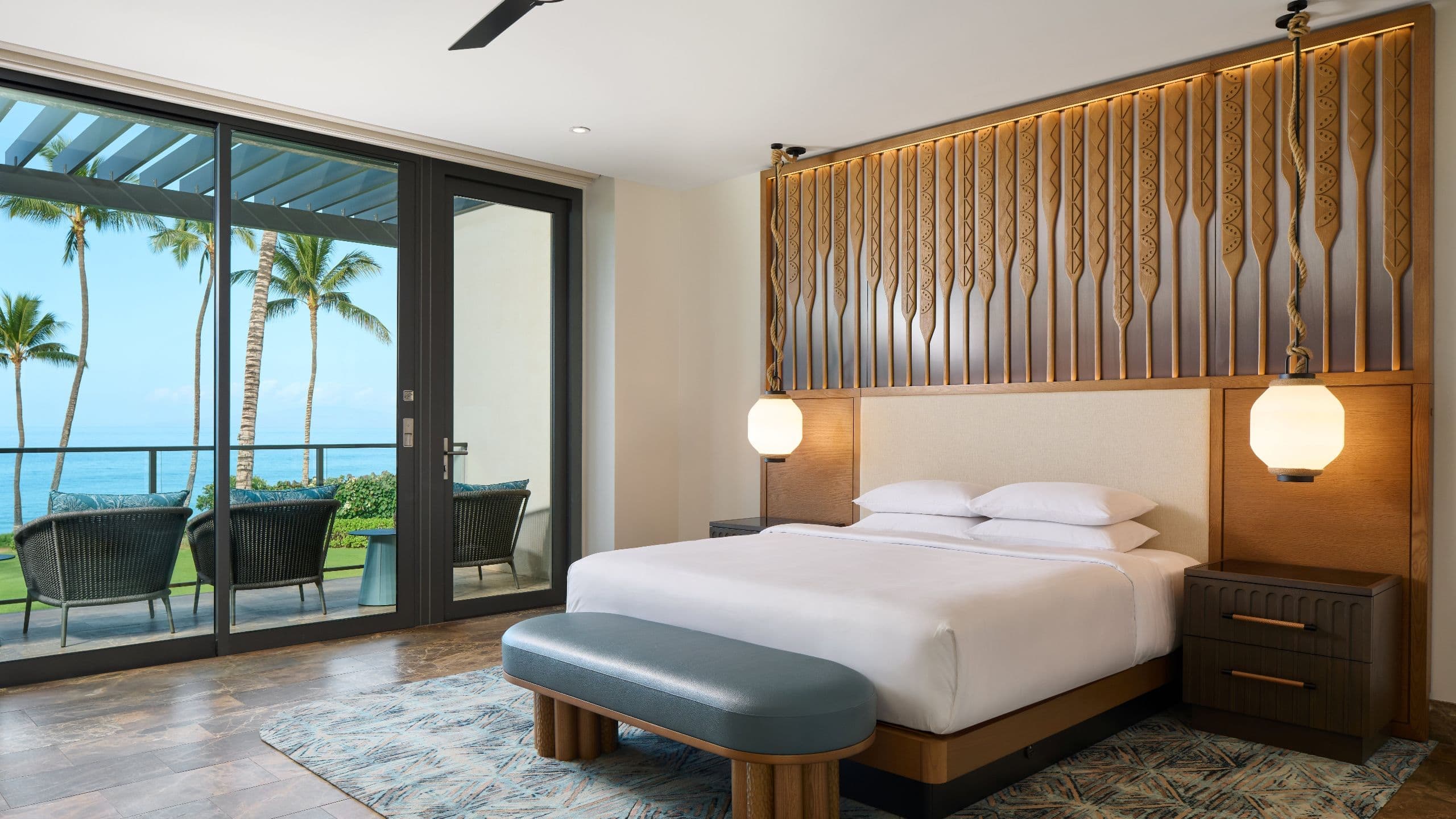 1 King Bed Ocean View